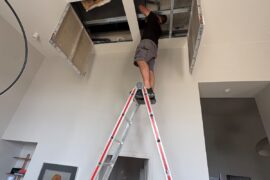 Remplacement d’un moteur ventilateur + carte de régulation sur un système Daikin Skyair