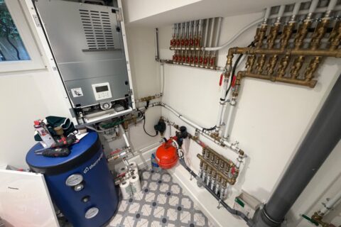 # Exemple d’entretien d’une pompe à chaleur air/eau Panasonic Aquarea 12 kW